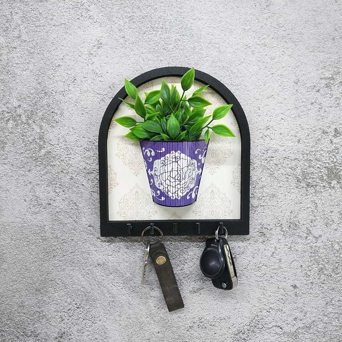 CajuArt Ahşap Motifli Mor Saksı İçinde Yeşil Yapay Bitki Askılık Duvar Dekoru
